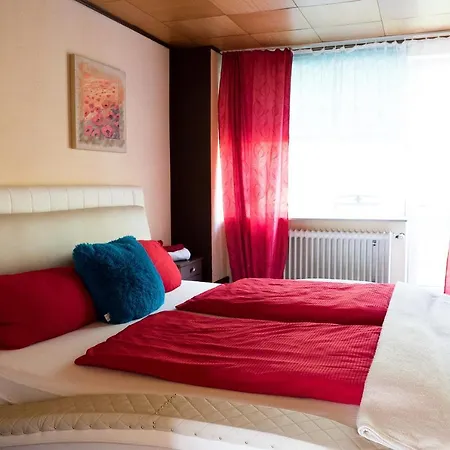 Hotel Star 2*