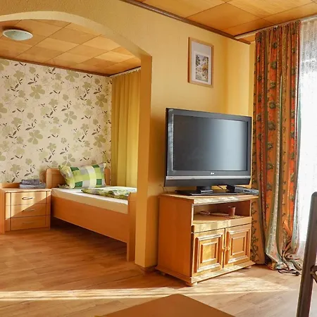 Hotel Star 2*
